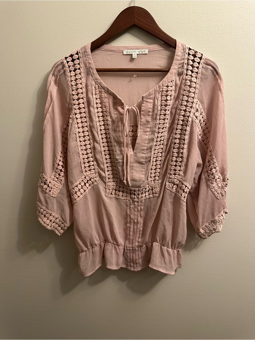 #548 Daniel Rainn Dusty Blush Crochet-Trim Peasant Blouse